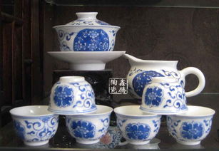 青花功夫茶具 山水意境中的居家礼品之选